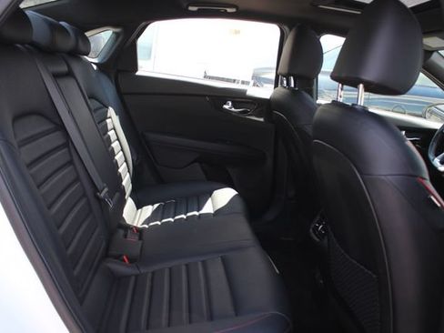 Certified 2023 Kia Forte GT FWD image 31
