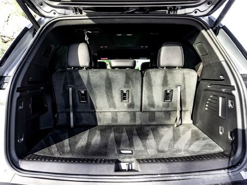 Used 2026 Chevrolet Traverse LT image 28