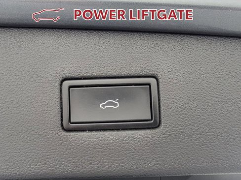 Used 2019 Volkswagen Tiguan SEL image 29