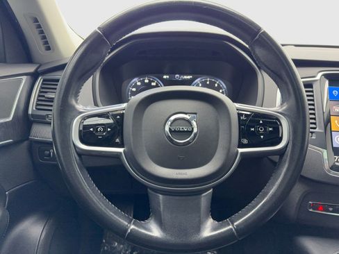 Used 2020 Volvo XC90 T5 Momentum image 19