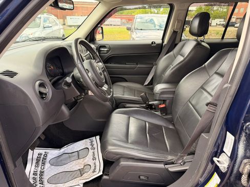 Used 2016 Jeep Patriot High Altitude AWD/4WD image 15