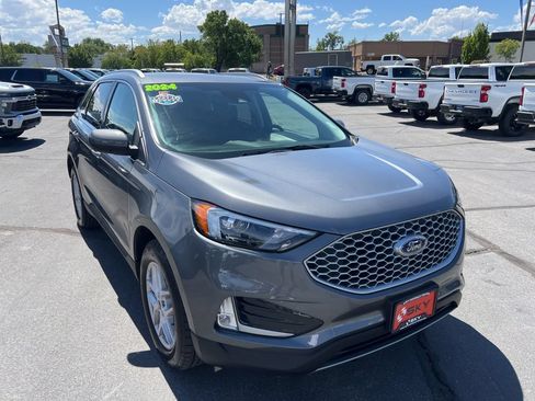 Used 2024 Ford Edge SEL w/ Convenience Package AWD/4WD image 5
