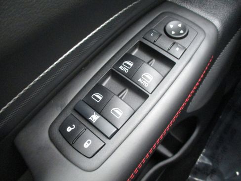 Used 2024 Dodge Durango GT image 38