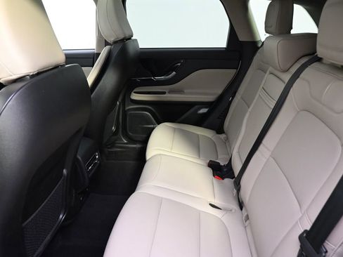 New 2026 Lincoln Corsair Premiere AWD/4WD image 21