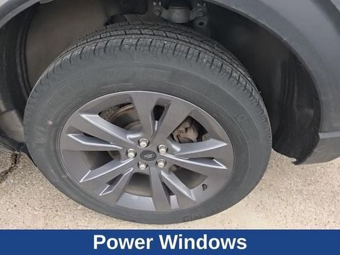 Certified 2024 Ford Explorer XLT w/ Equipment Group 202A AWD/4WD image 21