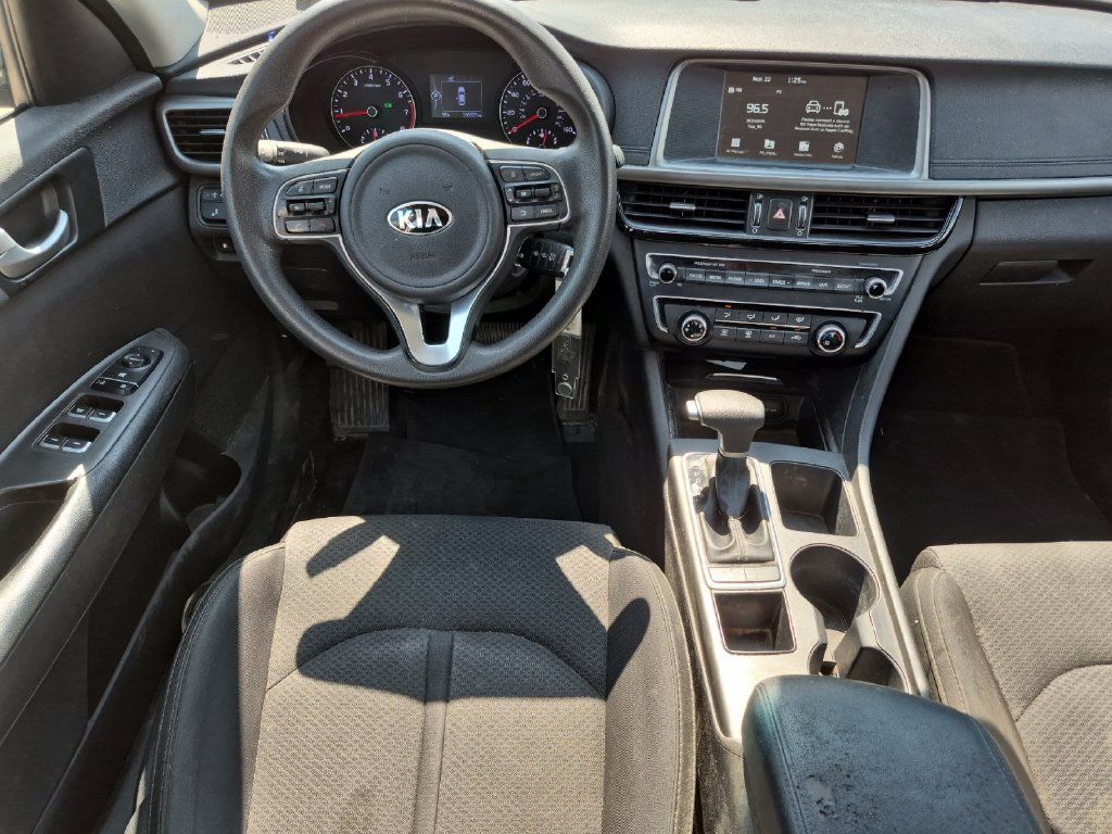 Used 2018 Kia Optima LX FWD image 14
