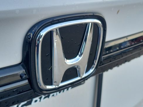 Used 2024 Honda Odyssey Sport image 10