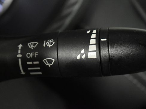 Used 2023 Nissan Sentra SV image 24