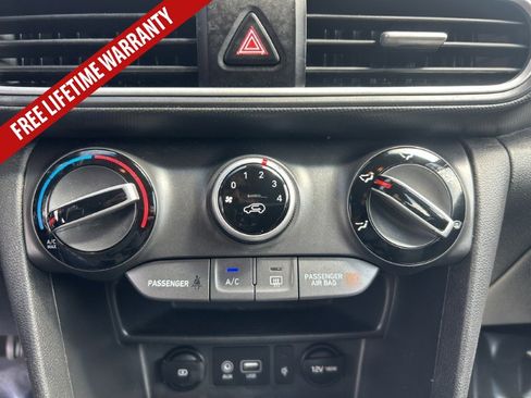 Used 2021 Hyundai Kona SE AWD/4WD image 22