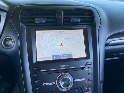 Used 2020 Ford Fusion Titanium AWD/4WD image 70