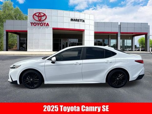 Certified 2025 Toyota Camry SE image 4