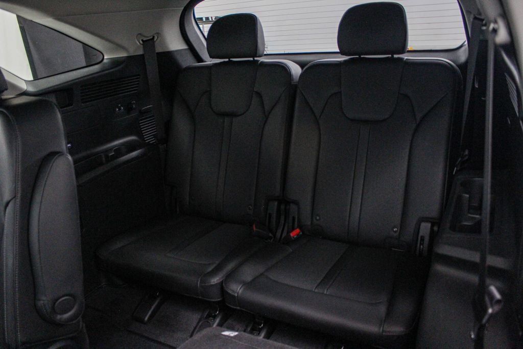 Used 2023 Kia Sorento SX AWD/4WD image 15