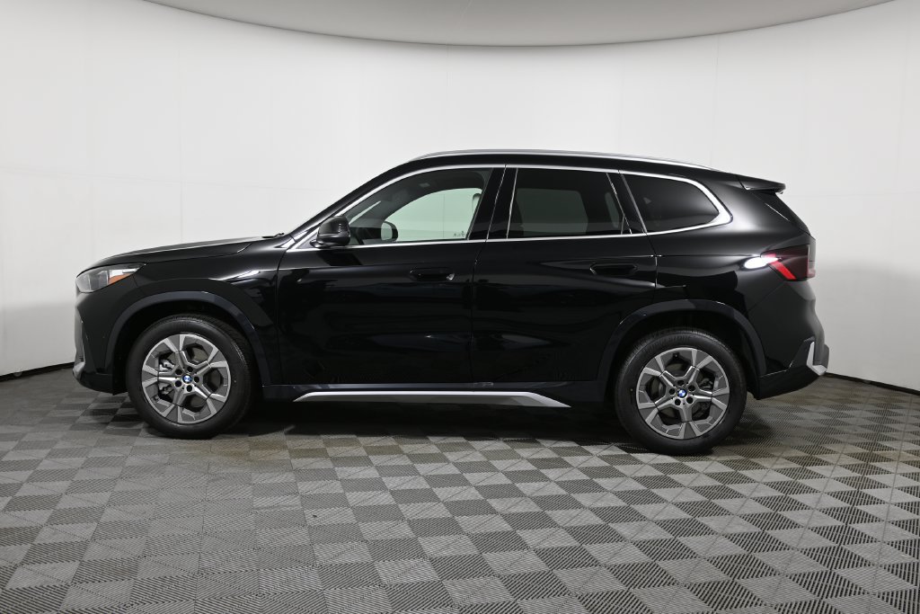 Used 2026 BMW X1 xDrive28i w/ Convenience Package AWD/4WD image 2