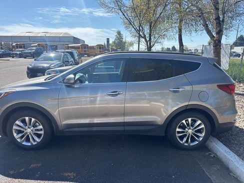 Used 2018 Hyundai Santa Fe Sport 2.0T w/ Cargo Package AWD/4WD image 2