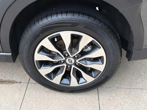 Used 2024 Subaru Outback Touring XT AWD/4WD image 19