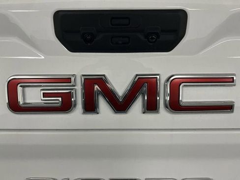 New 2026 GMC Sierra 2500 SLE w/ SLE Value Package; image 30