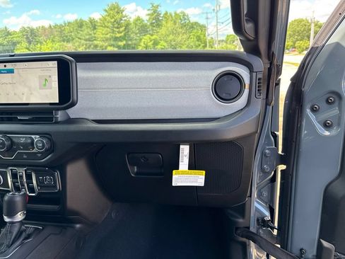 New 2026 Jeep Wrangler Unlimited Sport AWD/4WD image 25