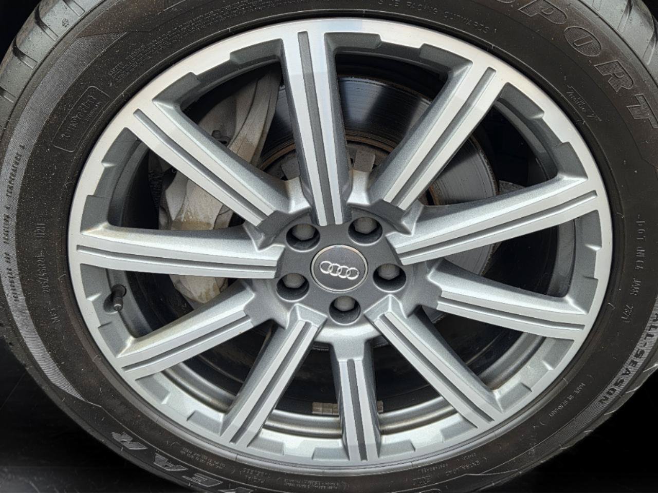 Used 2018 Audi Q7 2.0T Premium Plus w/ Premium Plus Package AWD/4WD image 39