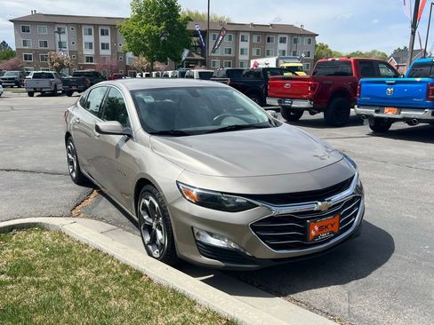 Used 2022 Chevrolet Malibu LT FWD image 7