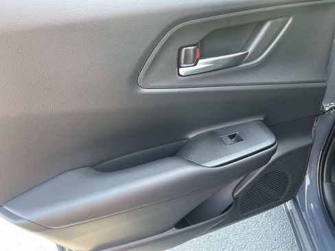 New 2026 Toyota Prius Plug-In Hybrid FWD image 14