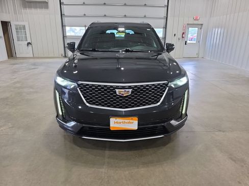 Used 2020 Cadillac XT6 Premium Luxury AWD/4WD image 3
