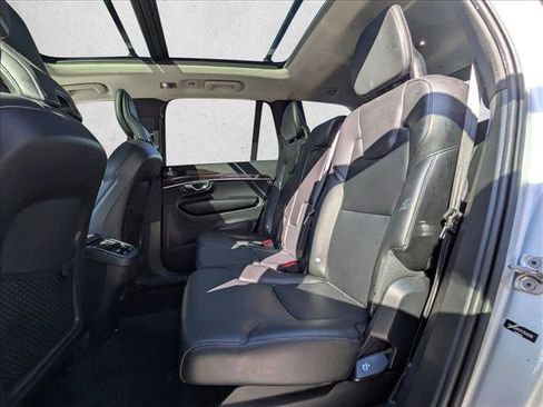 Used 2019 Volvo XC90 T5 Momentum image 26