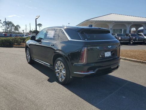 New 2025 Cadillac Escalade IQ Luxury 1 w/ LPO, Radiant Package image 3