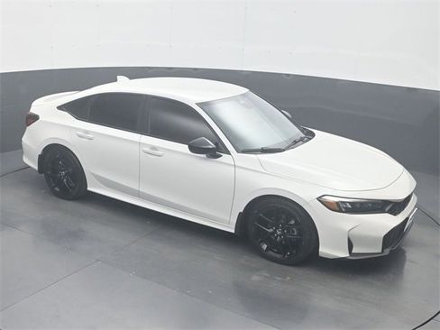 Used 2025 Honda Civic Sport image 19