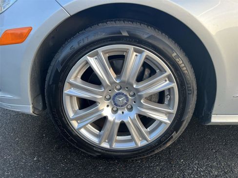 Used 2012 Mercedes-Benz E 350 Sedan image 9