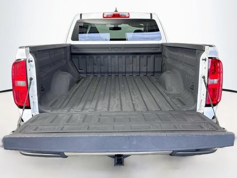 Used 2018 Chevrolet Colorado W/T RWD image 22