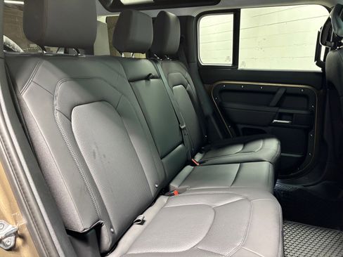 Used 2026 Land Rover Defender 110 S AWD/4WD image 39