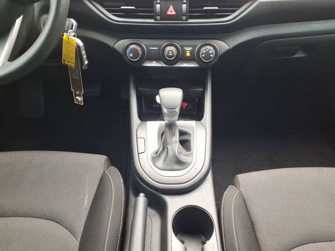 Used 2024 Kia Forte LXS w/ LXS Technology Package image 18