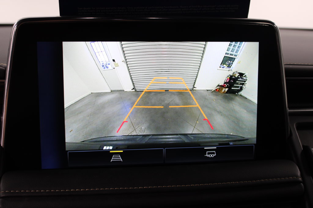 Used 2022 Chevrolet Suburban Premier RWD image 50