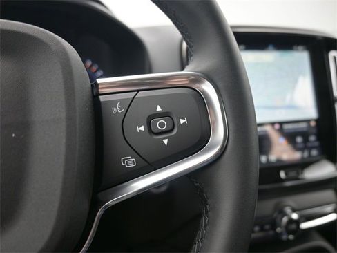 New 2026 Volvo XC40 B5 Ultra w/ Protection Package Premier image 23