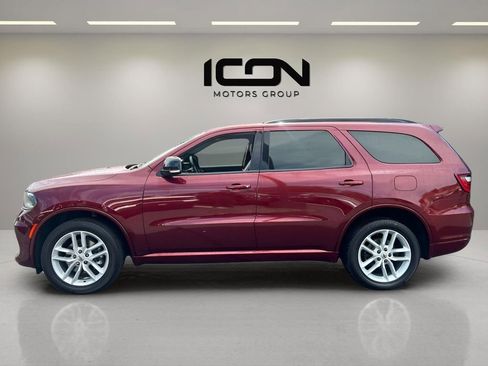 Used 2023 Dodge Durango GT image 2