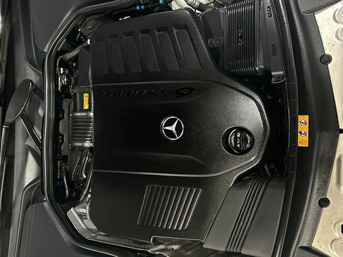 Used 2023 Mercedes-Benz E 450 Coupe image 18