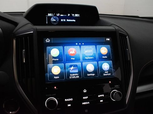 Used 2019 Subaru Crosstrek 2.0i Limited w/ Moonroof Package w/Navigation AWD/4WD image 15