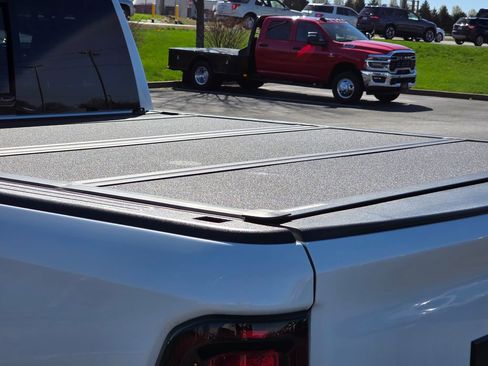 Used 2025 RAM 1500 Laramie w/ Night Edition image 12