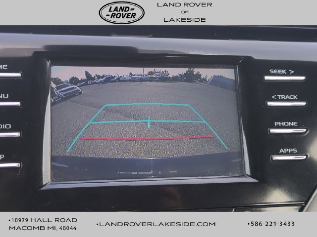 Used 2019 Toyota Camry SE FWD image 10