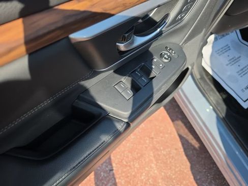 Used 2022 Honda CR-V EX-L image 11