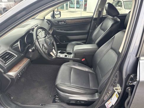 Used 2017 Subaru Outback 2.5i Limited image 13