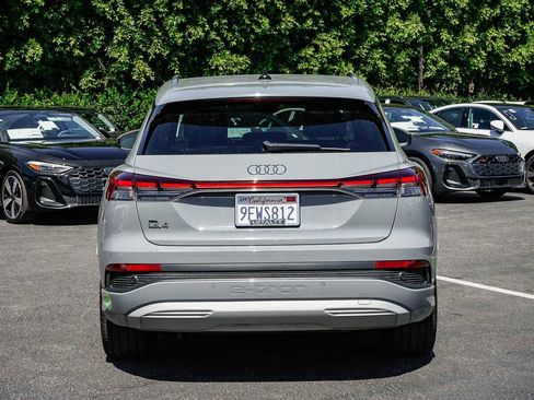 Used 2023 Audi Q4 e-tron Premium Plus w/ Premium Plus RWD image 3