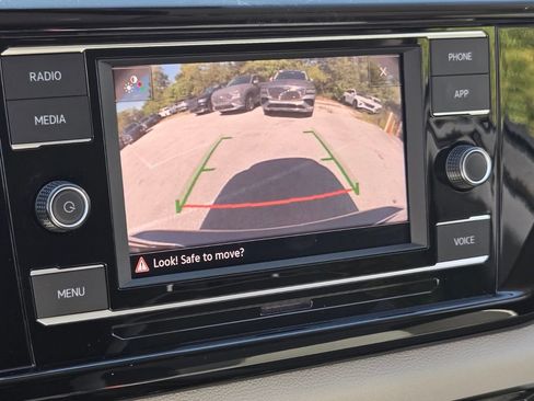 Certified 2024 Volkswagen Taos S FWD image 21
