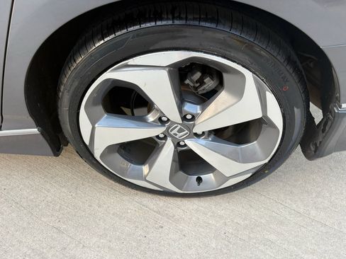 Certified 2020 Honda Accord Touring image 40