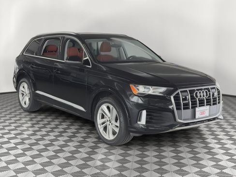 Used 2022 Audi Q7 3.0T Premium Plus w/ Premium Plus Package AWD/4WD image 7