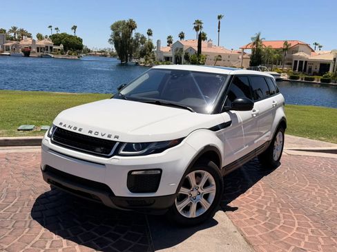 Used 2017 Land Rover Range Rover Evoque SE AWD/4WD image 39