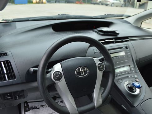 Used 2011 Toyota Prius Two FWD image 16