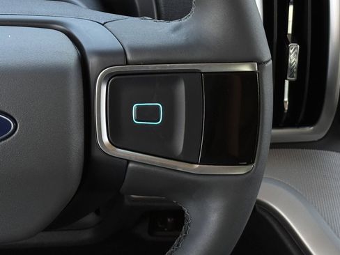 New 2026 Ford Expedition Active RWD image 14