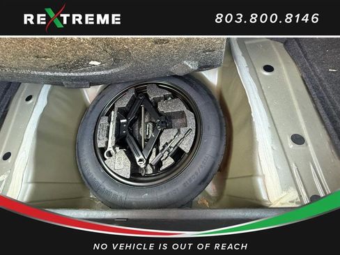 Used 2013 Subaru Legacy 2.5i Premium w/ All-Weather Pkg image 19