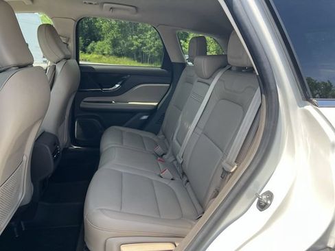 Used 2022 Lincoln Corsair AWD w/ Equipment Group 101A image 25